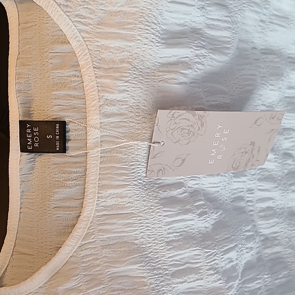 White Emery Rose Top size Small - Picture 2 of 2